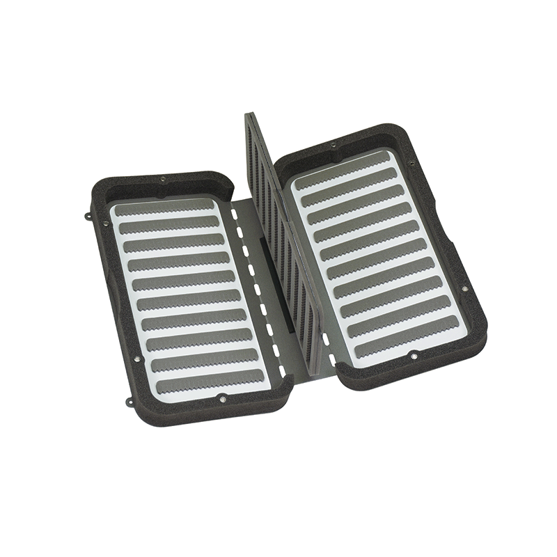 Lightweight Fly Case with Midge Flip