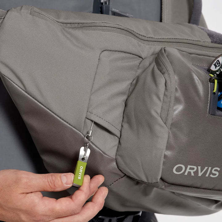 Orvis Sling Pack in Steel Camo
