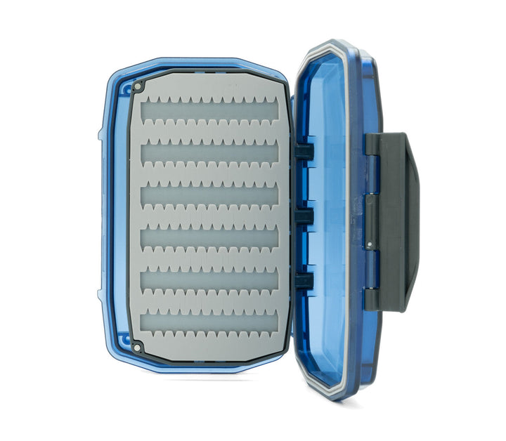 Umpqua UPG Silicone WP Essential Medium Fly Box in Blue