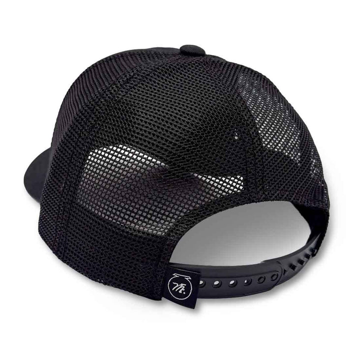 Musky Fool™ Figure 8 Trucker Hat