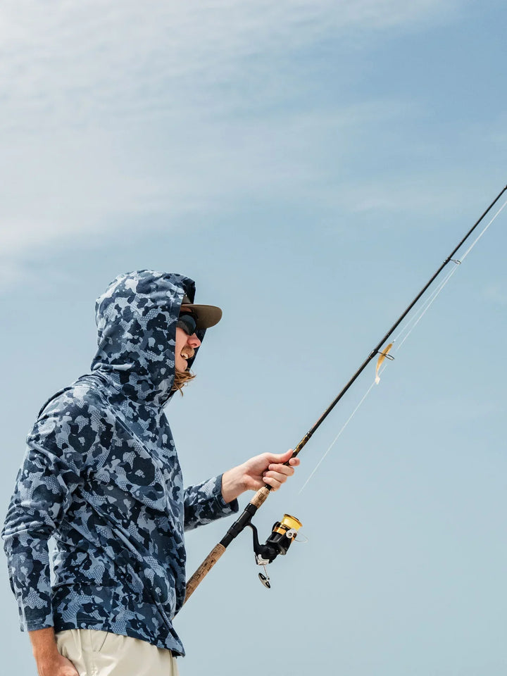 Duck Camp Men’s Essential drirelease Hoodie in Coastal Wetland Camo