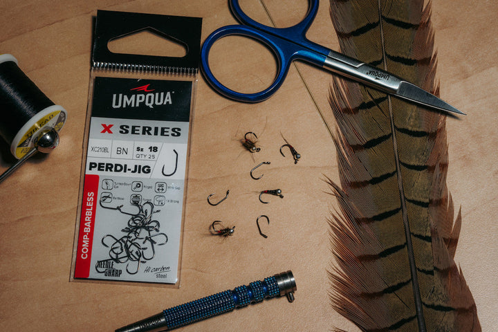 Umpqua XC210BL-BN Perdigon Nymph Hooks