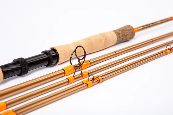 Caña con mosca Whuff Rod Co River Wolf 11wt