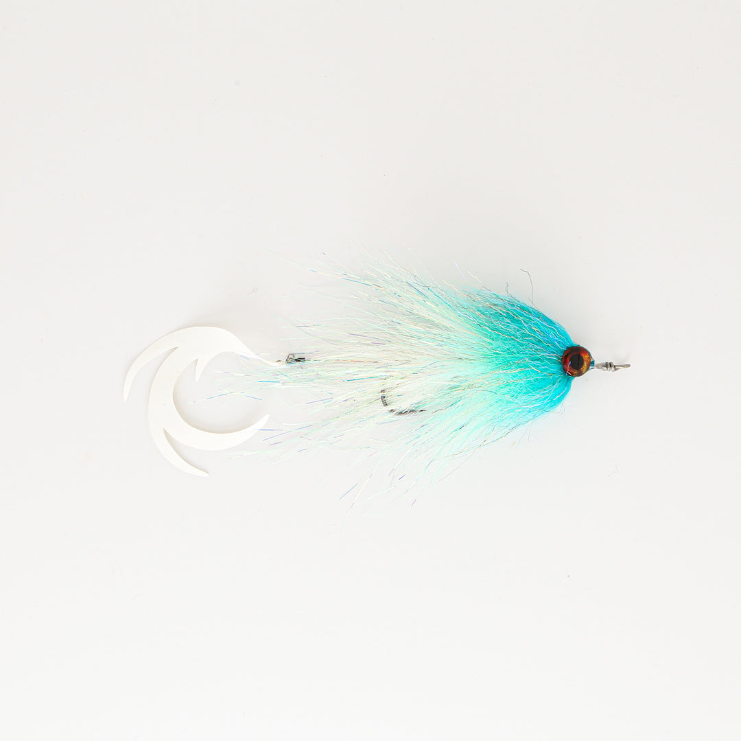 Mosca almizclada con cola de hierro de Bootz Flies